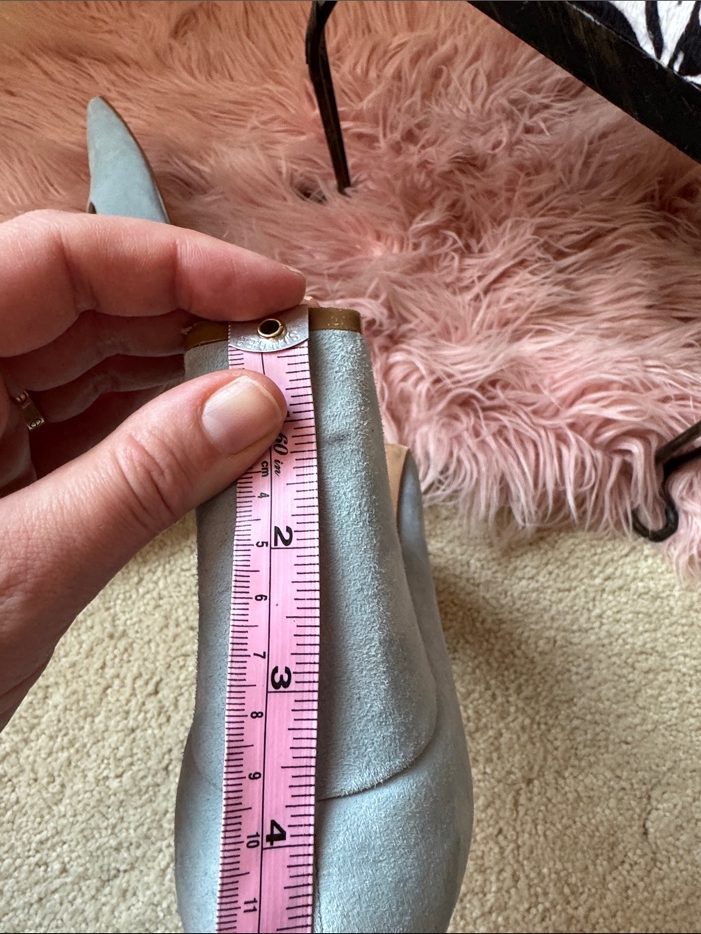 Marc Fisher Women's Light Blue Suede Pointed Toe Pump size 9.5 - Picture 10 of 10